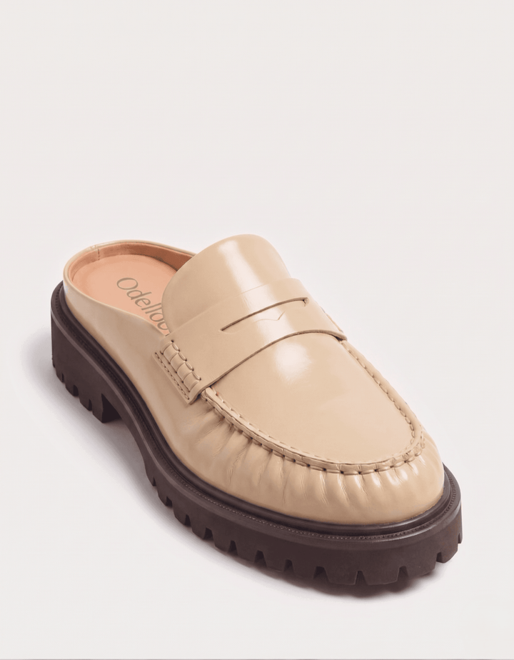 Odelloo loafer mules in beige, view 2